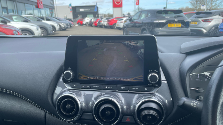 Nissan Juke 1.0 DiG-T 114 N-Connecta 5dr Petrol Hatchback